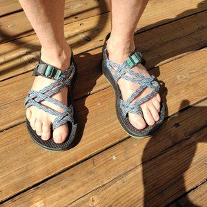 Chaco Z/Cloud 2 green/blue womens size 8 medium sport/hiking sandals
